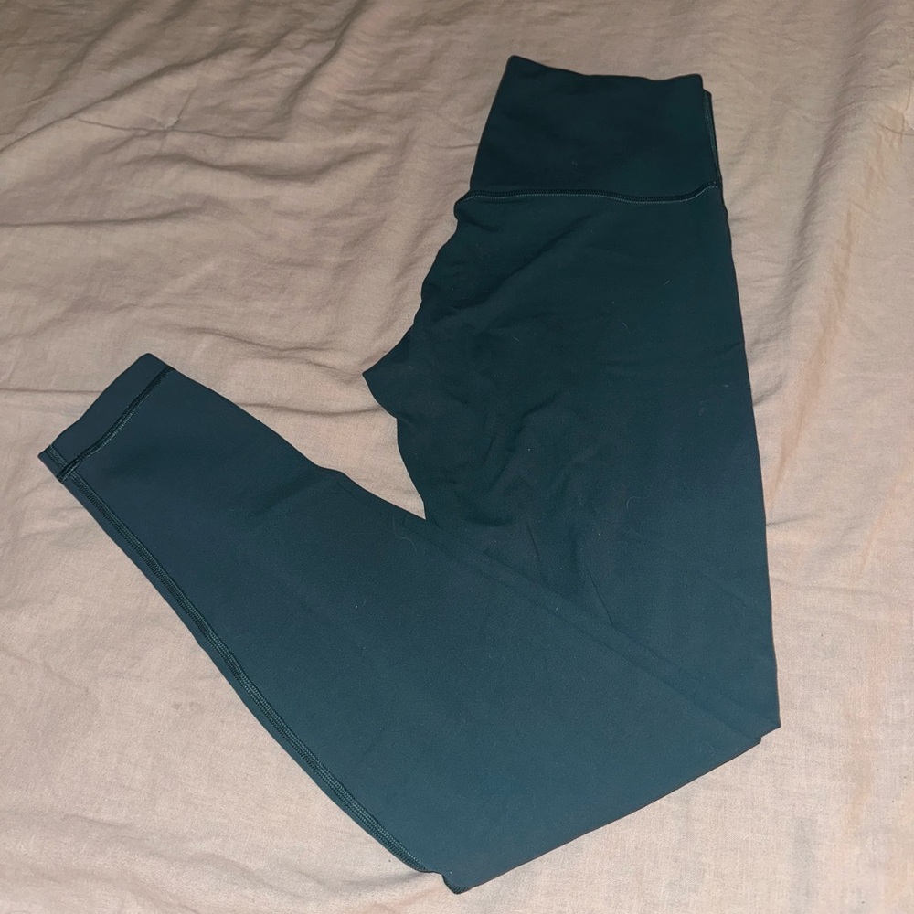 Lululemon Athletica Align High-Rise
Pant 28" in Green Jasper - Picture 4 of 6